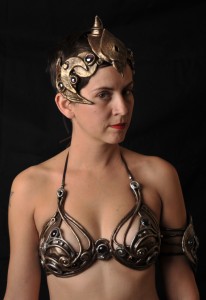 new bustier w zoe
