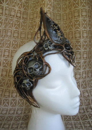 ereshkigal headdress skulls